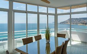 SEAVIEW Apartment Playa De Oro 13rd floor con Parking